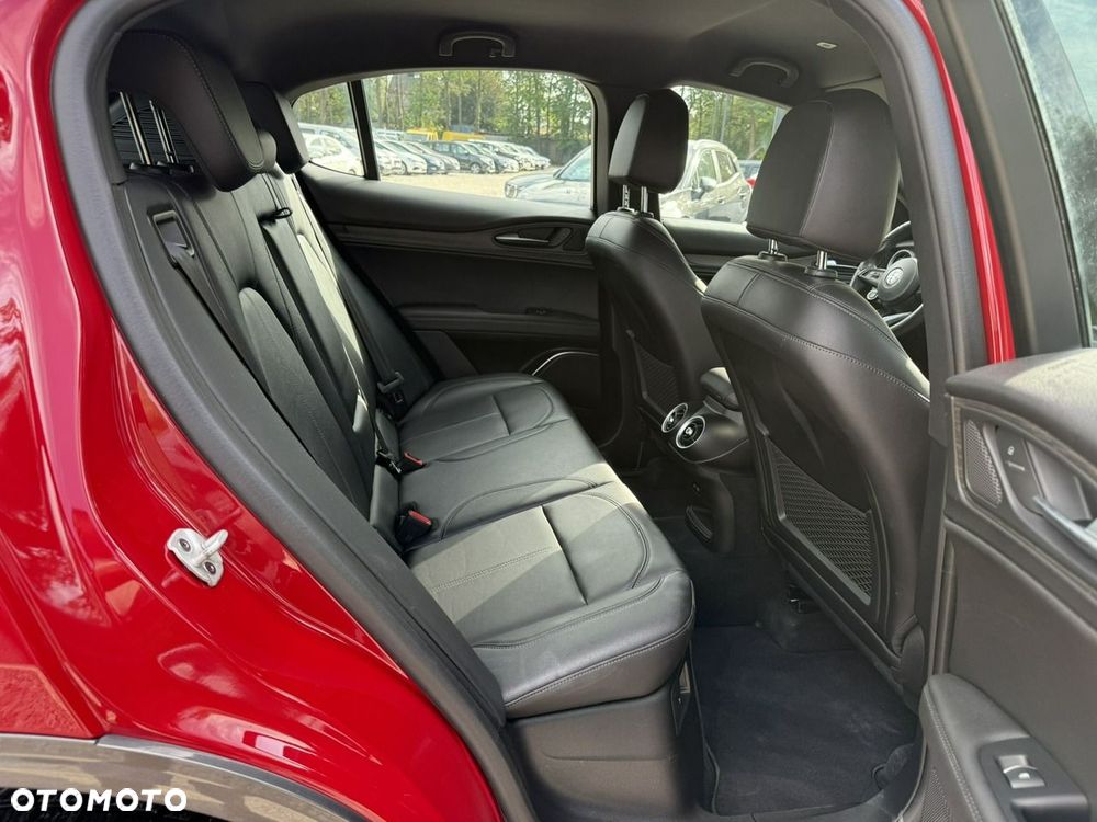 Alfa Romeo Stelvio 2.0 Turbo TI Q4 - 21