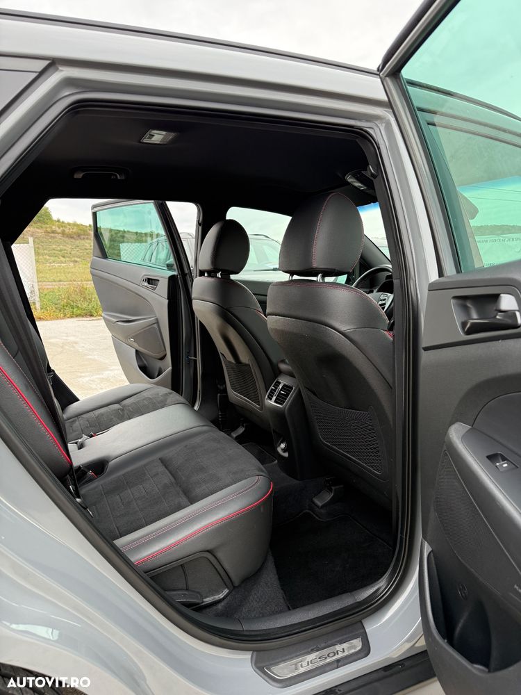 Hyundai Tucson 1.6 GDI 4WD DCT N Line - 9