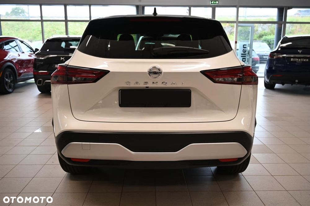 Nissan Qashqai 1.3 DIG-T MHEV 4x4 N-Connecta Xtronic - 12