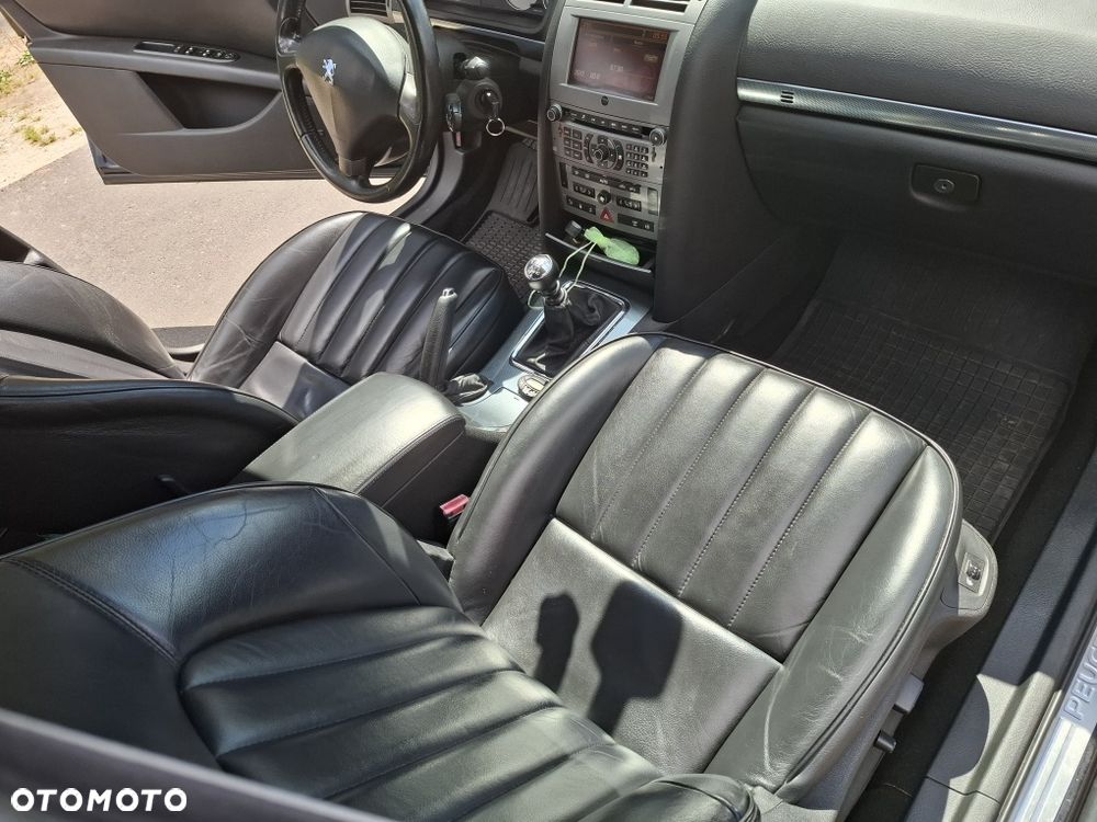 Peugeot 407 - 1