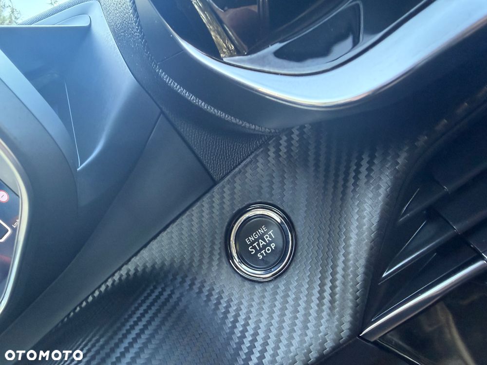 Peugeot 2008 1.2 PureTech Allure Pack S&S - 32