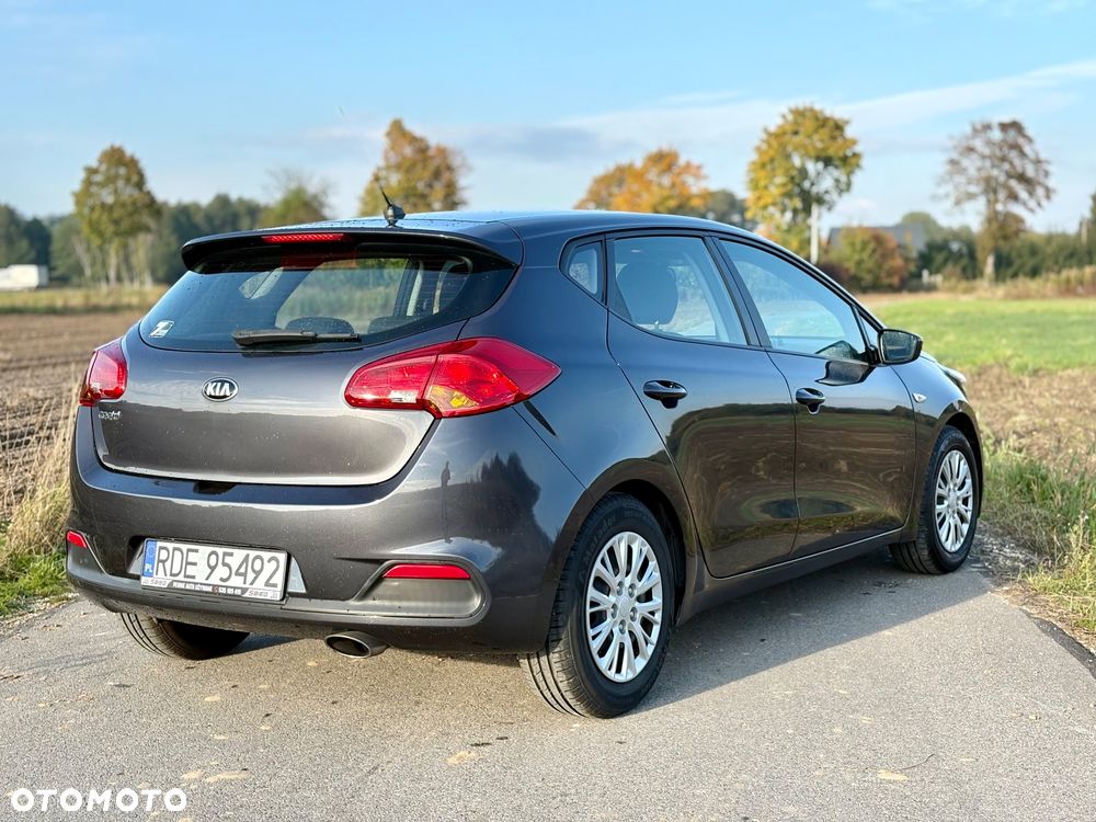 Kia Ceed 1.4 CVVT Attract - 5