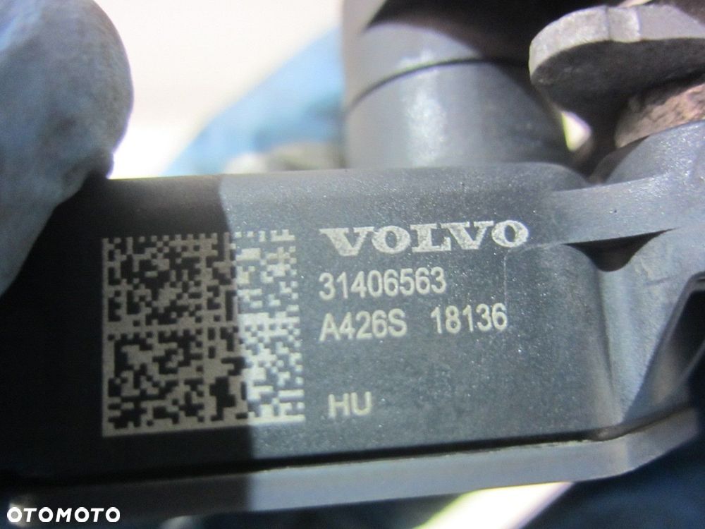 VOLVO XC60 II XC 60 CZUJNIK POZIOMOWANIA PRAWY LAMP ŚWIATEŁ 31681288 18R- - 7