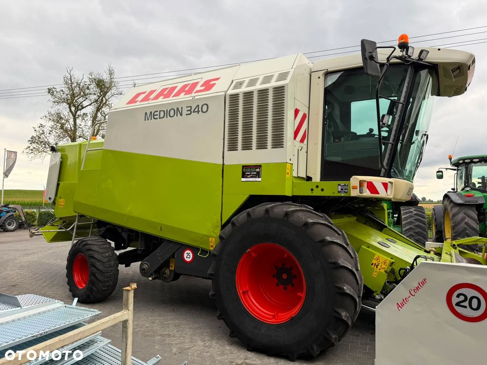 Claas MEDION 340 330  MEGA 350 320 - 4