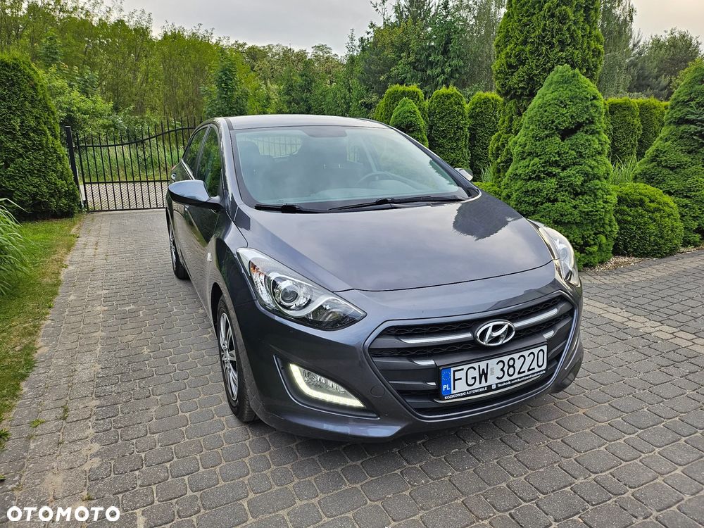 Hyundai i30 1.4 YES - 3