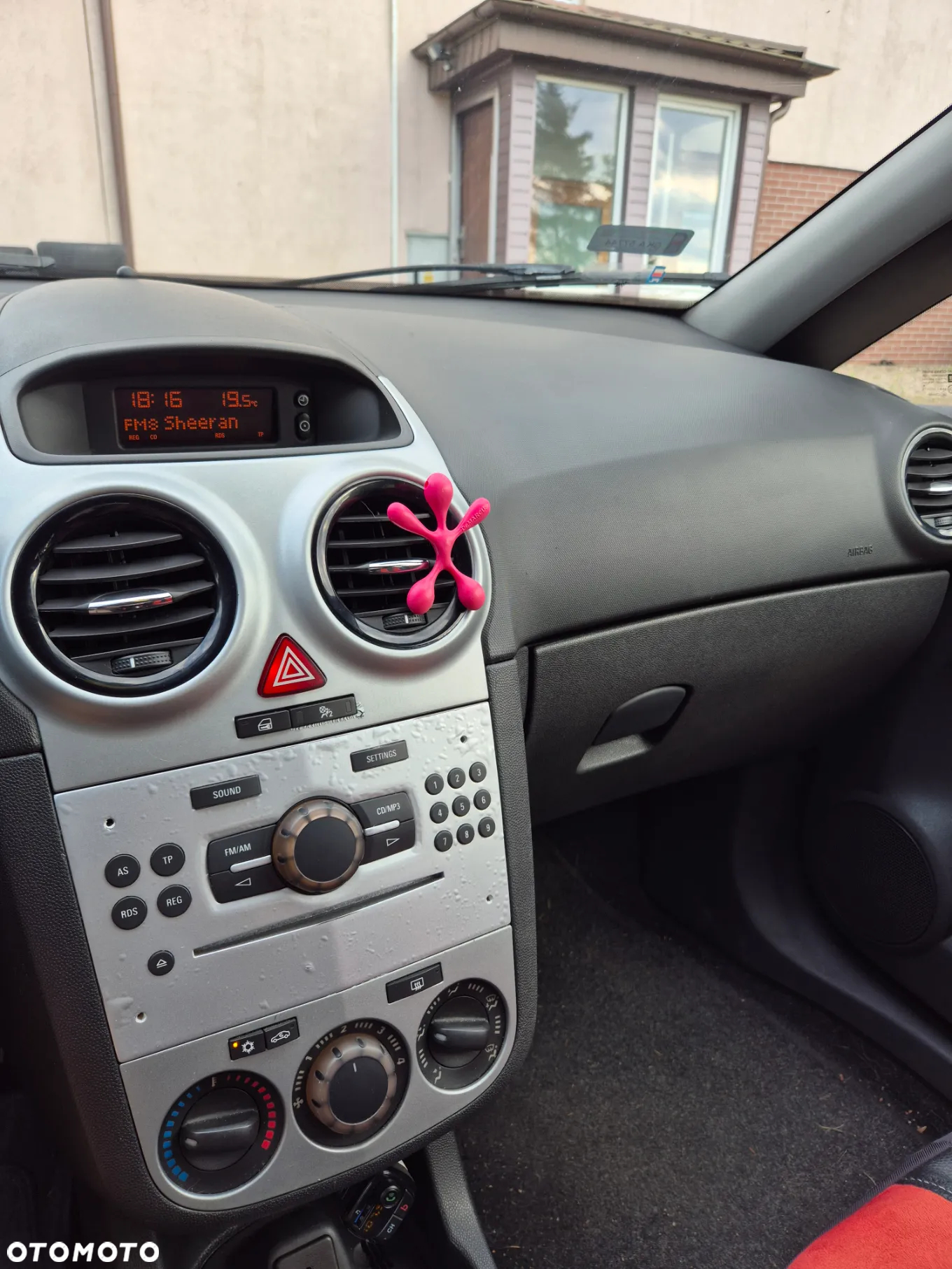 Opel Corsa - 11