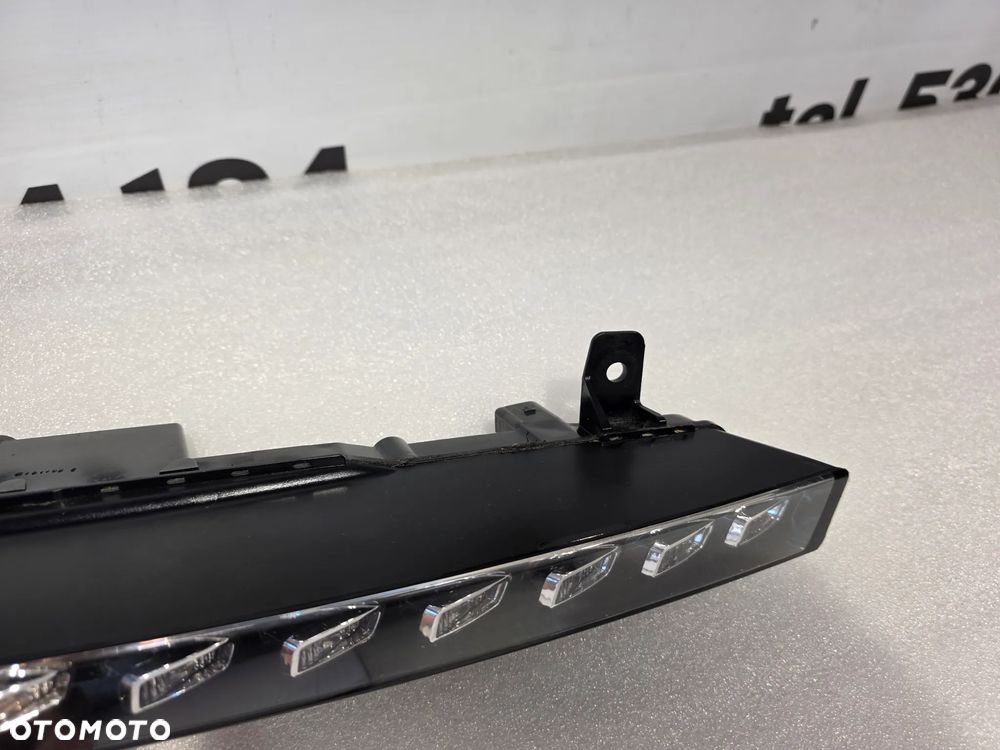 AUDI Q7 4L0 LIFT 09-14 LEWY / PRAWY LED DRL ŚWIATŁA DO JAZDY DZIENNIEJ NR 4L0953041D / 4L0953041E , 4L0953042D / 4L0953042E KB64 - 6