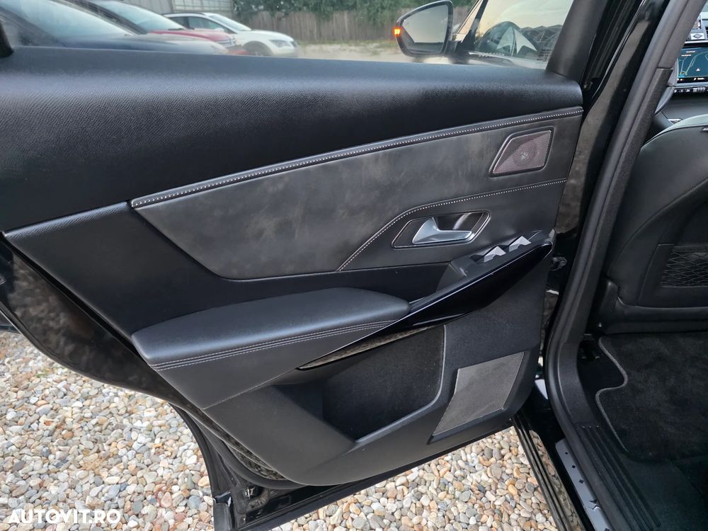 DS Automobiles DS 7 Crossback Crossback 4x4 LOUVRE - 23
