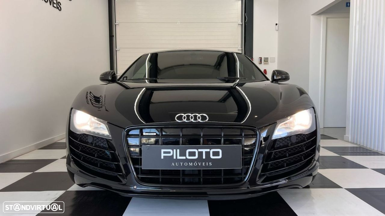 Audi R8 Coupé 4.2 FSI V8 quattro R-tronic - 2