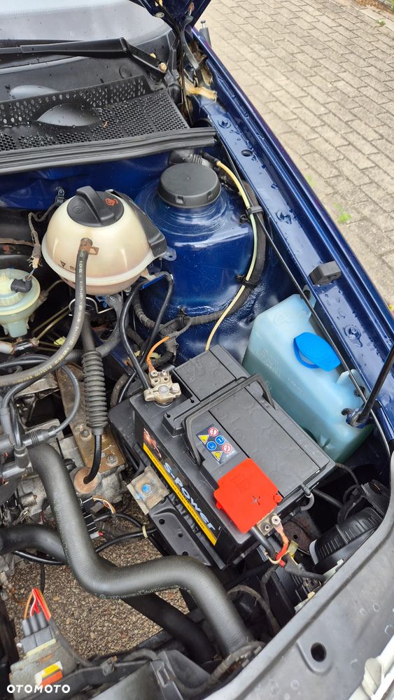 Volkswagen Golf 1.4 CL - 18