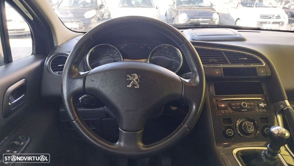 Peugeot 3008 1.6 HDi SE Style - 17
