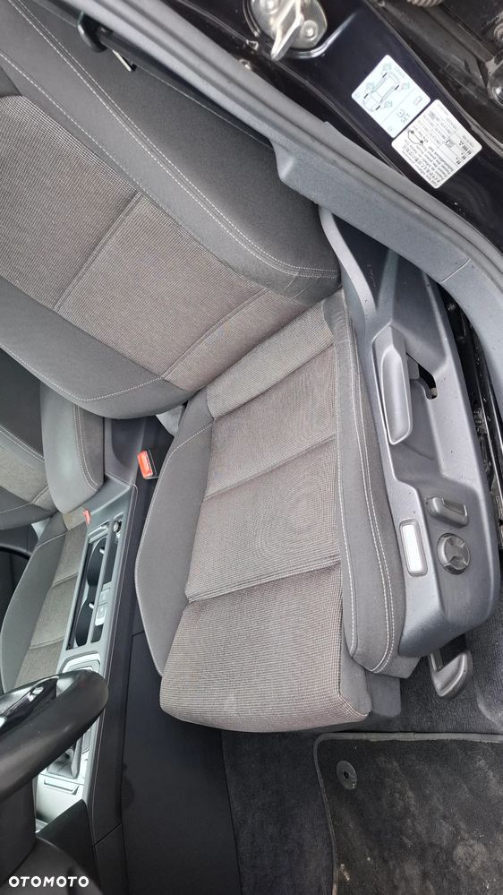 Volkswagen Passat 1.4 TSI ACT (BlueMotion Technology) Comfortline - 17