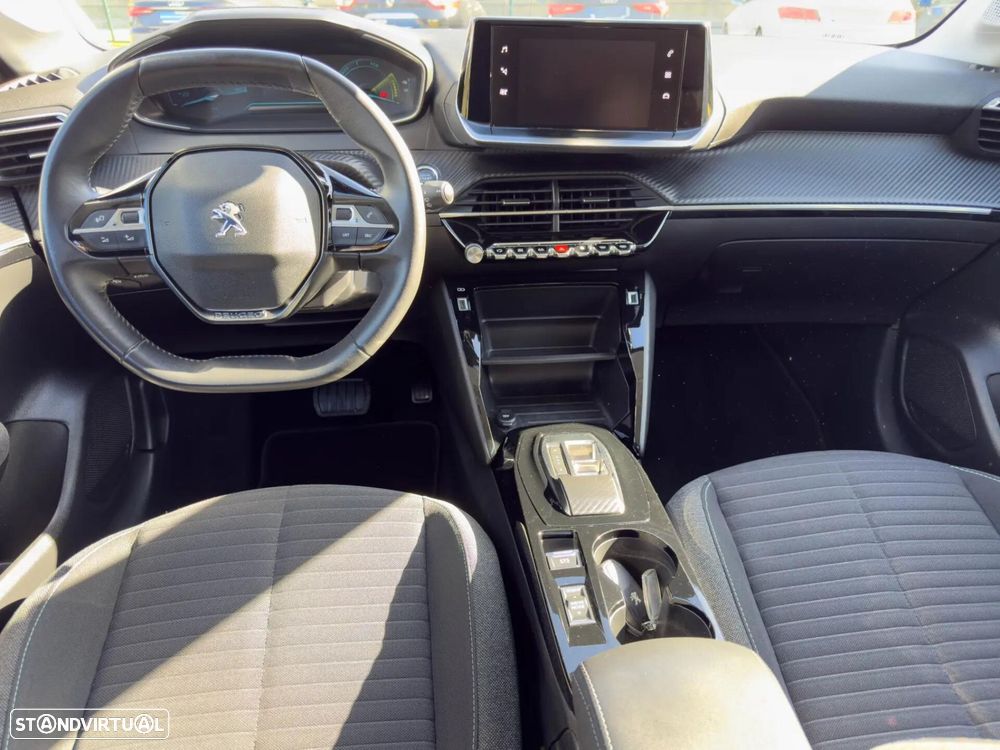 Peugeot e-208 Style - 7