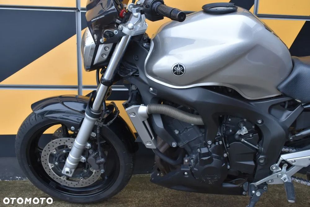 Yamaha FZ6 - 10