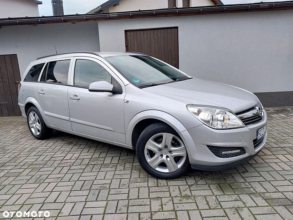 Opel Astra 1.6 Caravan Edition - 24