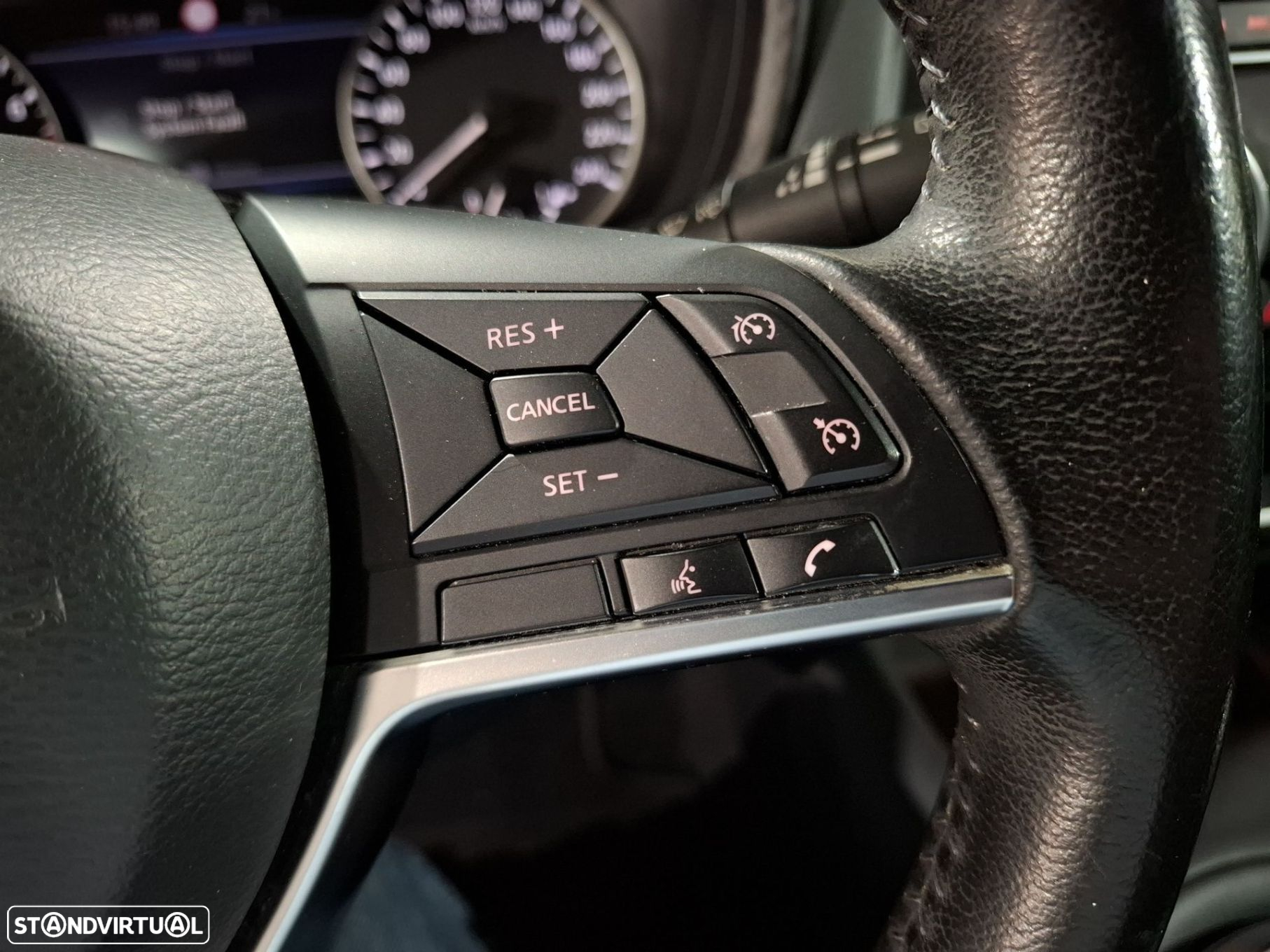 Nissan Juke 1.0 DIG-T N-Connecta - 12