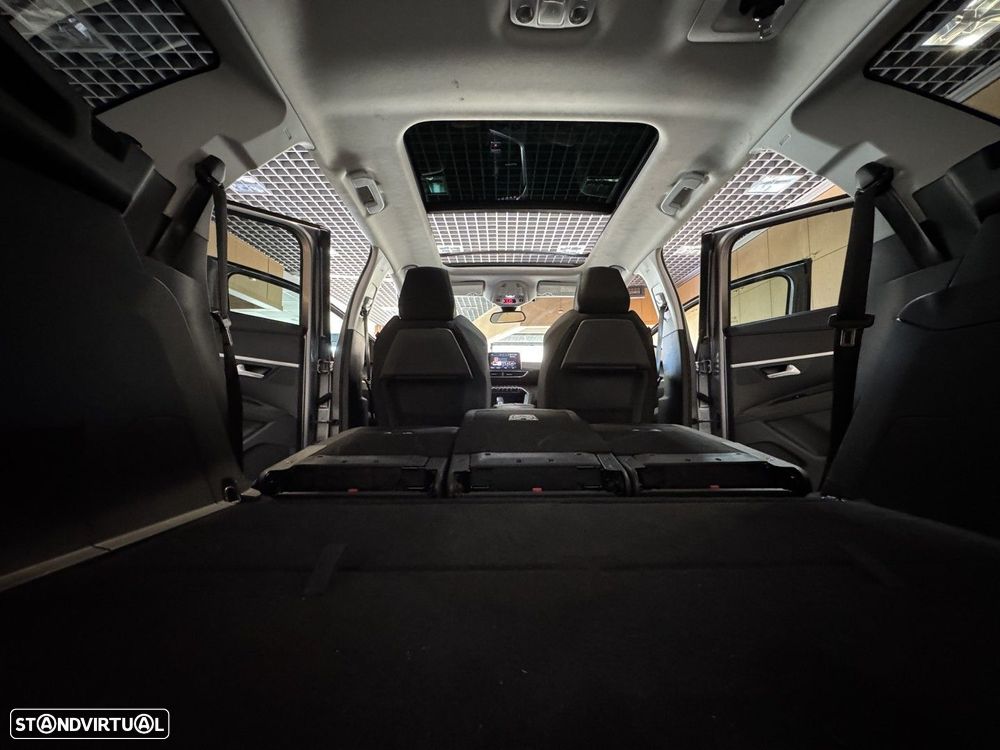 Peugeot 5008 1.5 BlueHDi Allure Pack EAT8 - 31