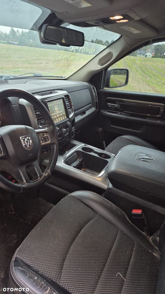 Dodge RAM 1500 5.7 4x4 - 11