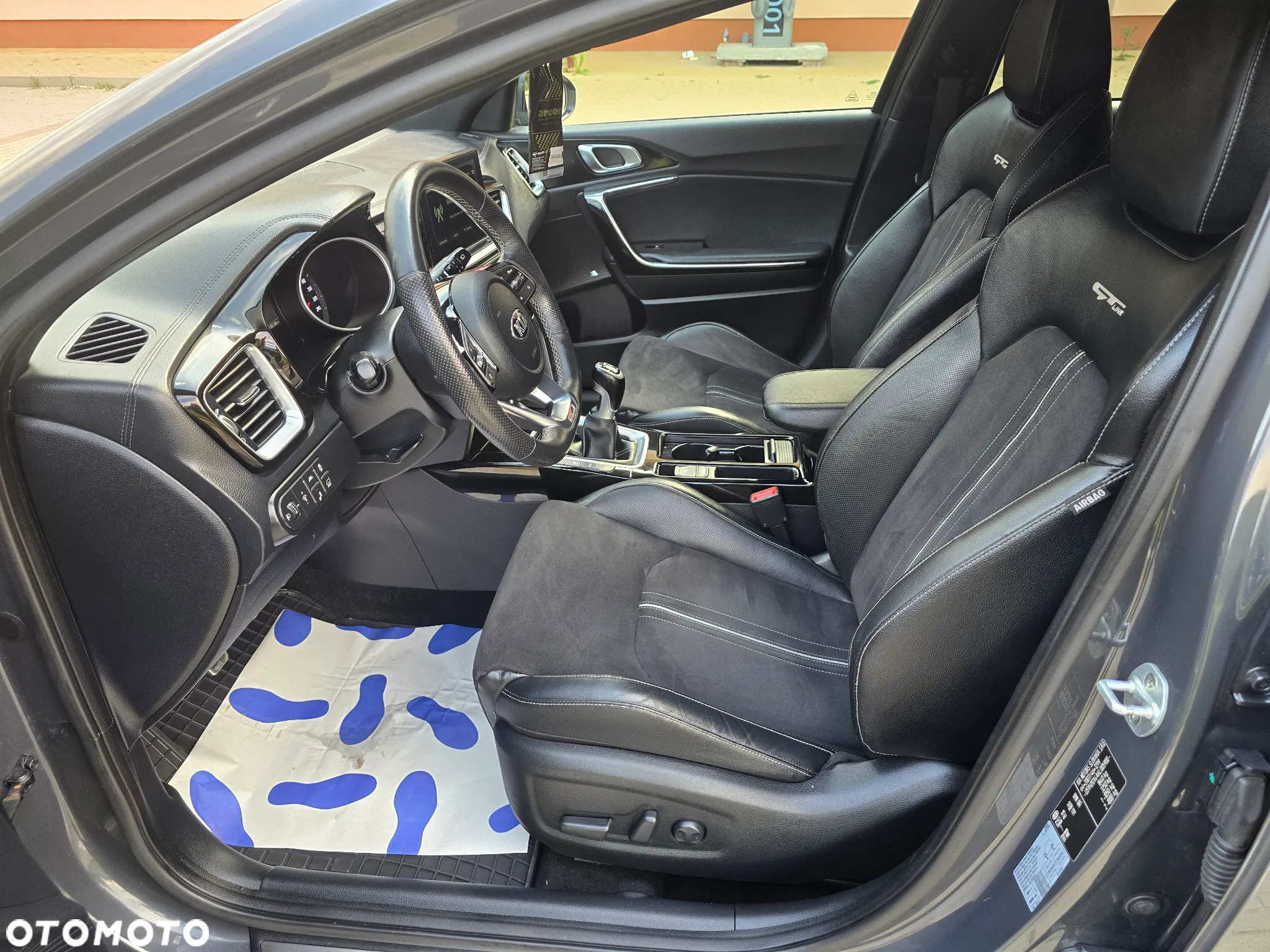 Kia ProCeed 1.4 T-GDI OPF GT LINE - 22