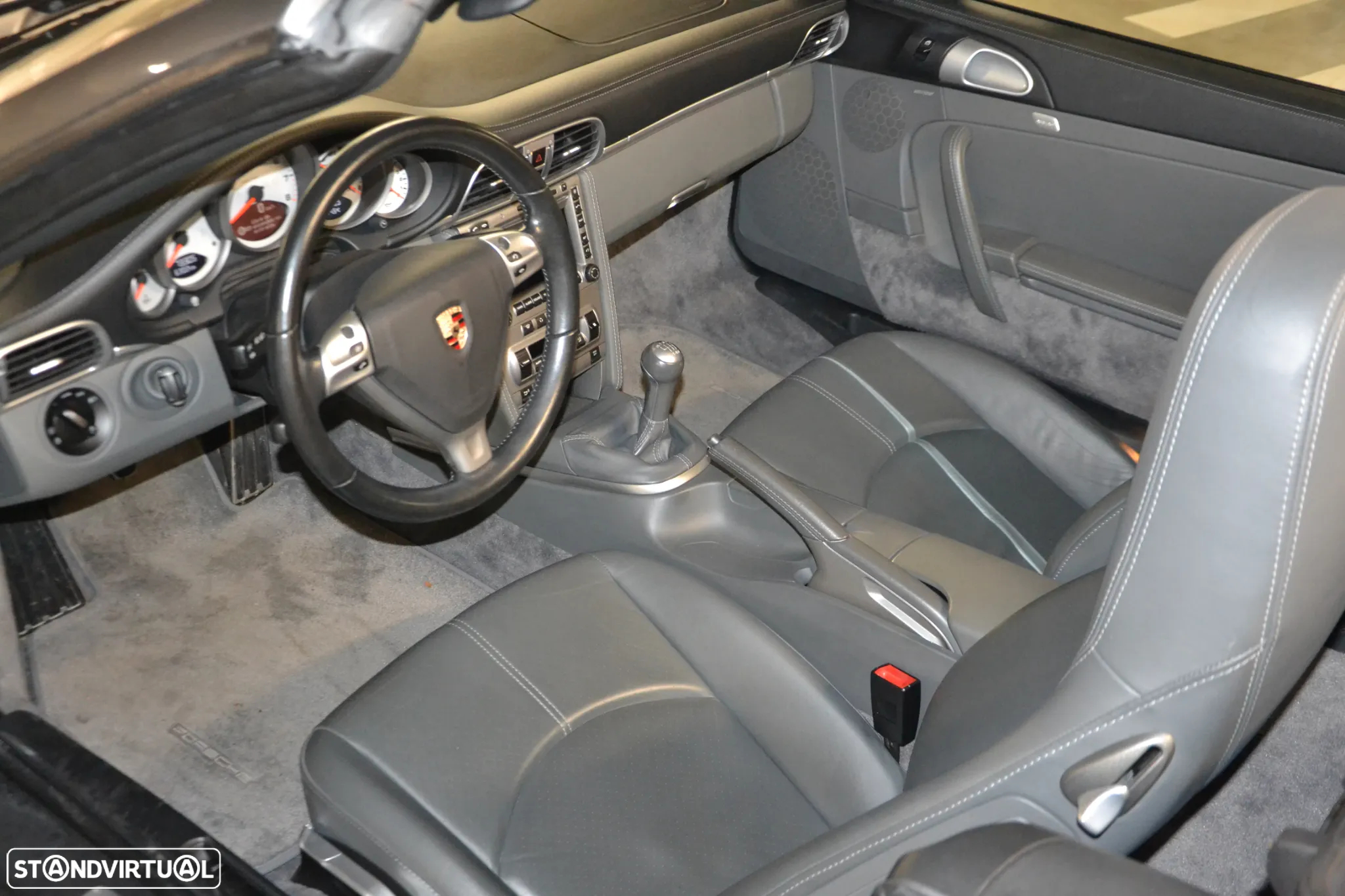 Porsche 911 (997) Carrera 4 S - 19