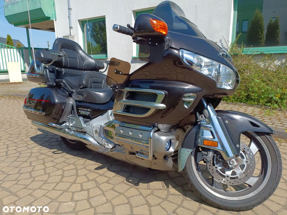Honda GL - 8