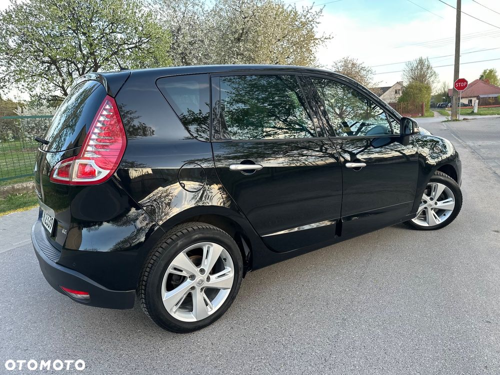 Renault Scenic - 24