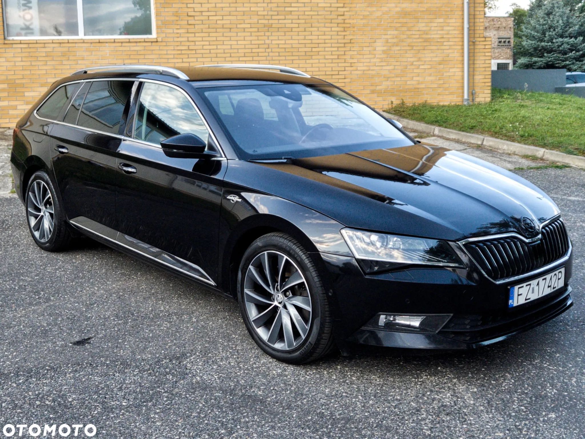 Skoda Superb 2.0 TSI 4x4 L&K DSG - 1