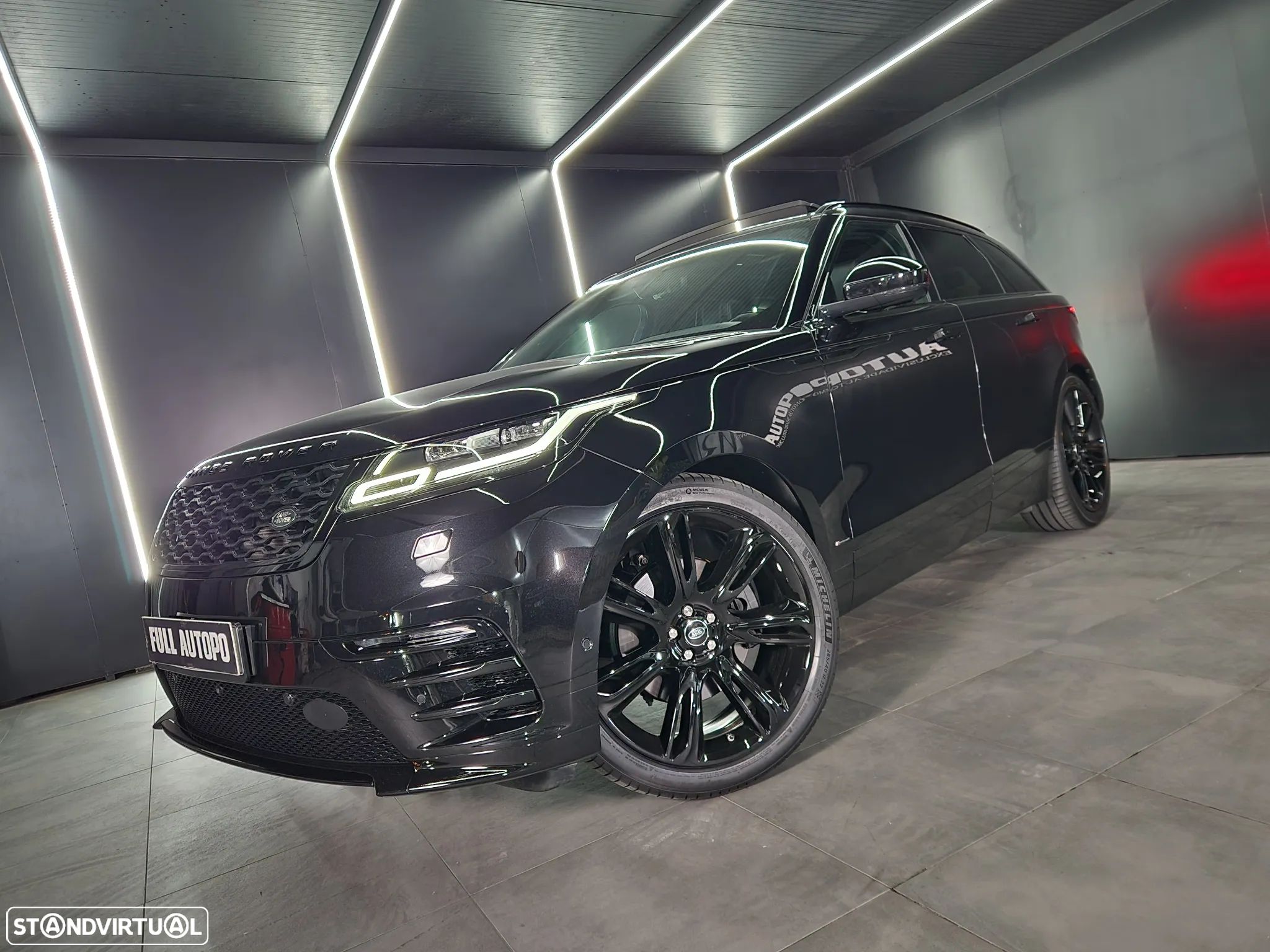 Land Rover Range Rover Velar 3.0 D R-Dynamic HSE - 4