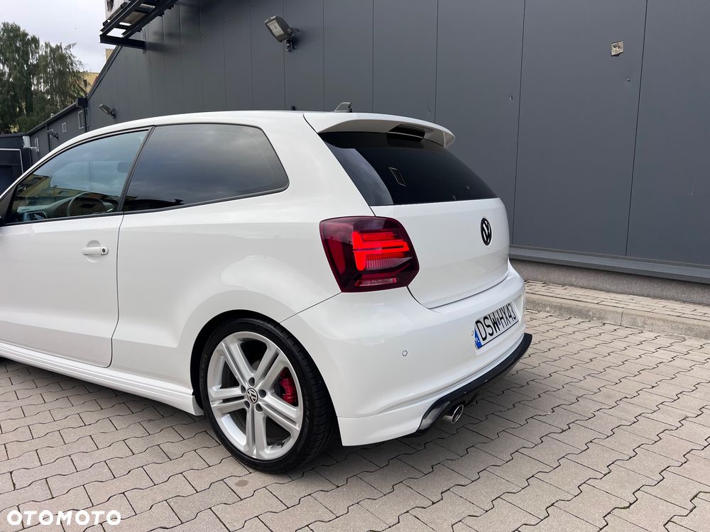 Volkswagen Polo 1.6 TDI Highline - 10
