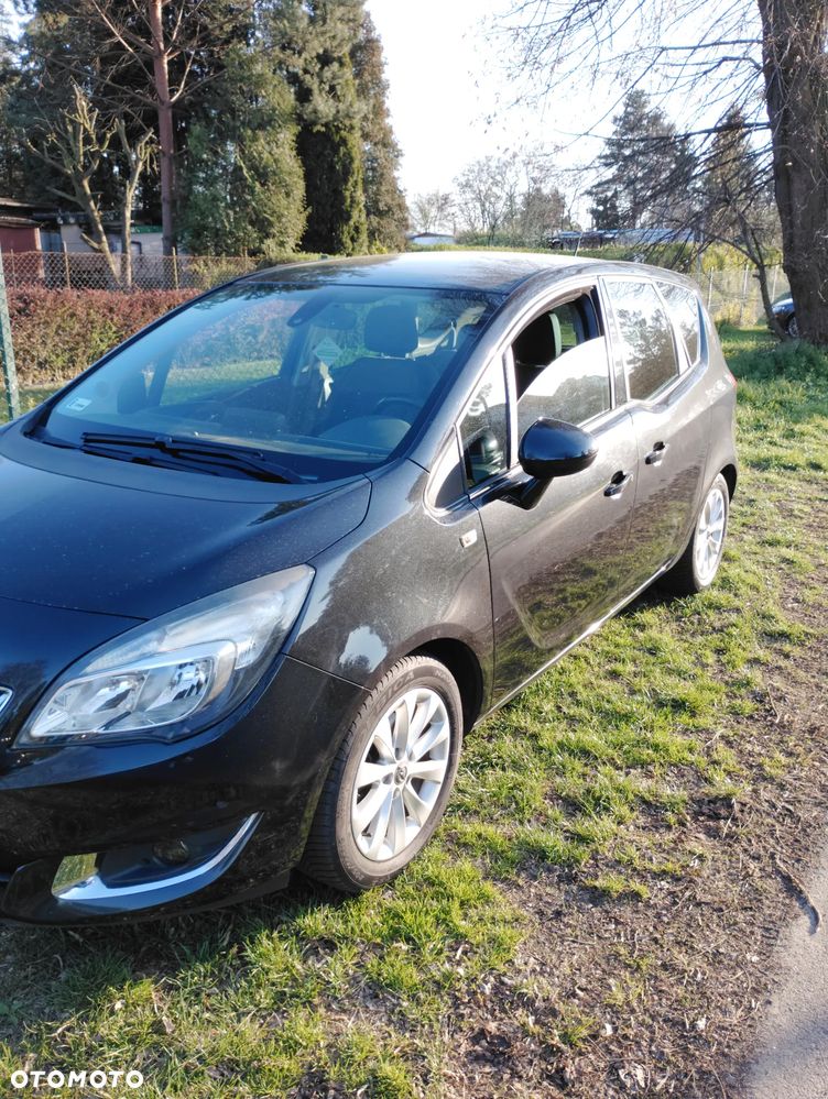 Opel Meriva 1.4 T Cosmo S&S - 10