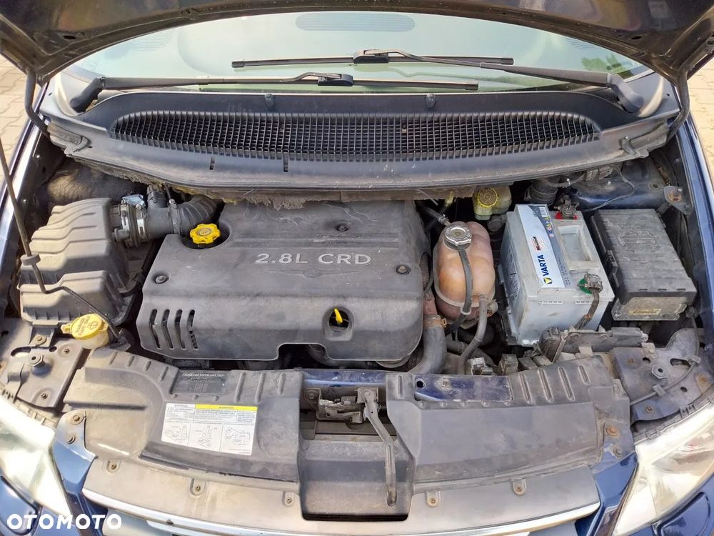 Chrysler Voyager 2.8 LX CRD - 34