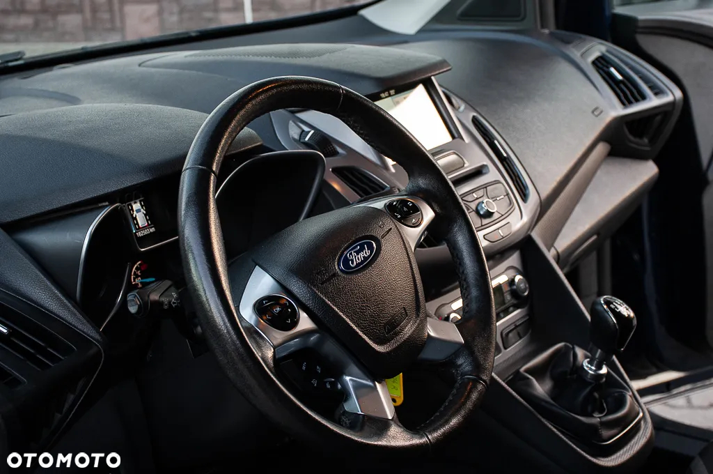 Ford Transit Connect - 8