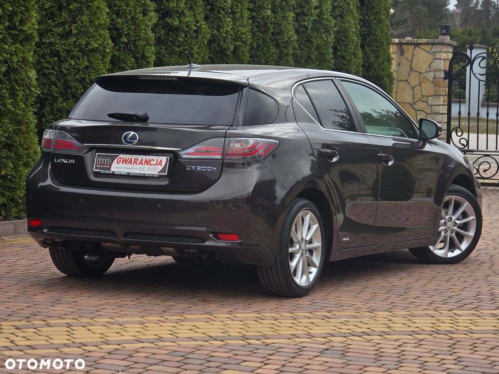Lexus CT 200h Prestige - 2