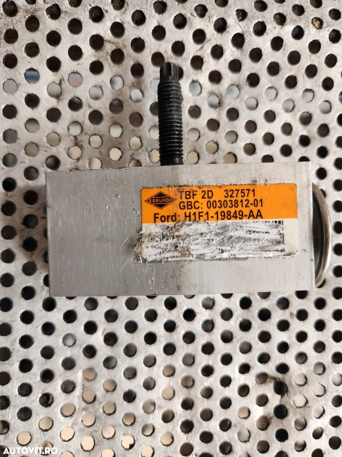 Valva Cuplaj Conducte Clima Ford Kuga 2 Cod H1F1--AA Dezmembrez Ford Kuga 2 - Dezmembrari Arad - 4