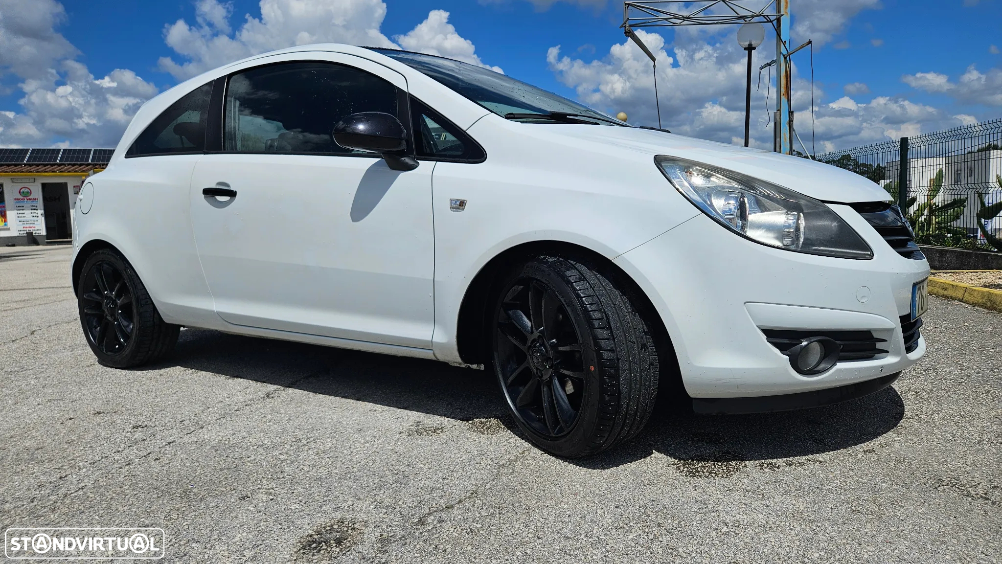 Opel Corsa 1.3 CDTi Black Edition ecoFLEX - 2