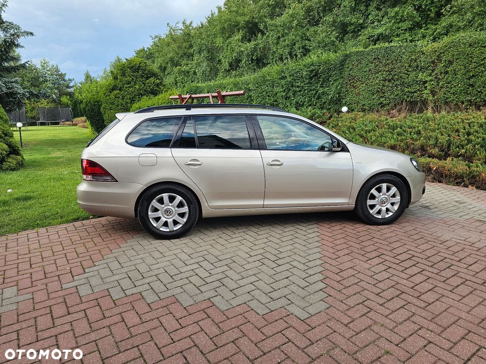 Volkswagen Golf 1.6 TDI DPF MATCH - 4
