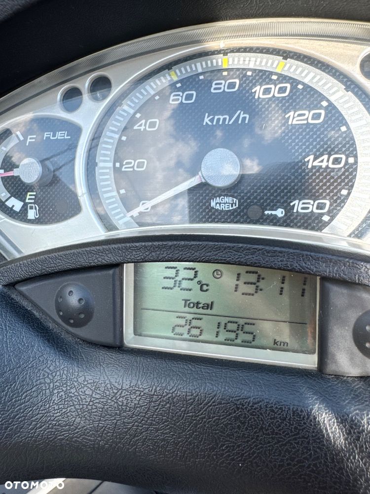 Yamaha X-max - 14
