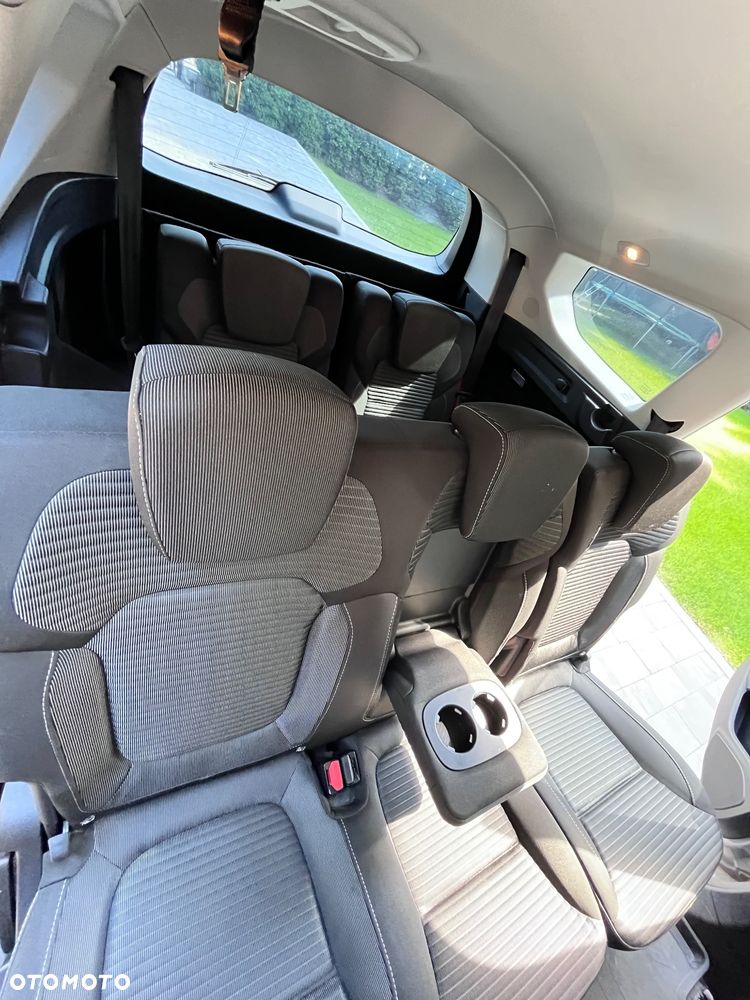 Renault Scenic 1.3 TCe FAP Zen - 21
