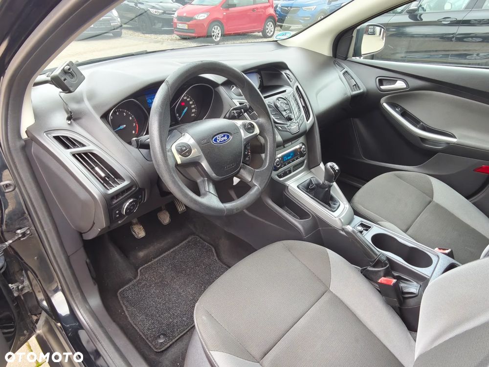 Ford Focus - 19