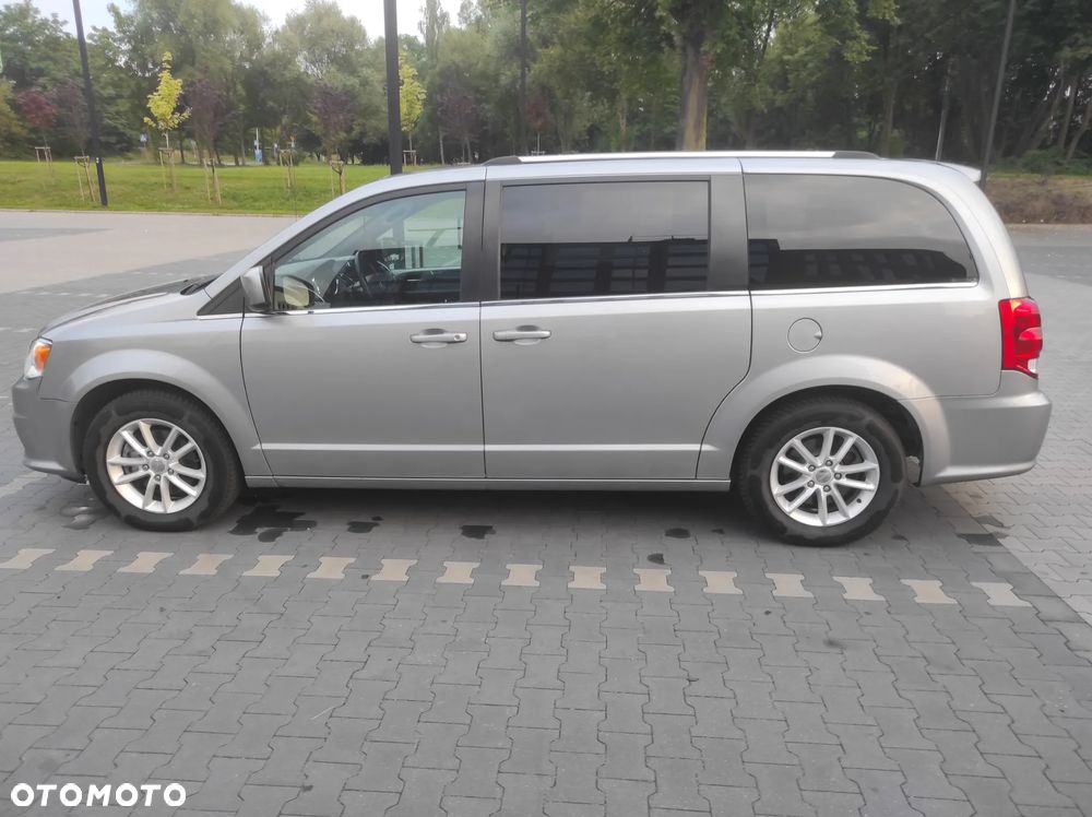 Dodge Grand Caravan 3.6 Express - 4