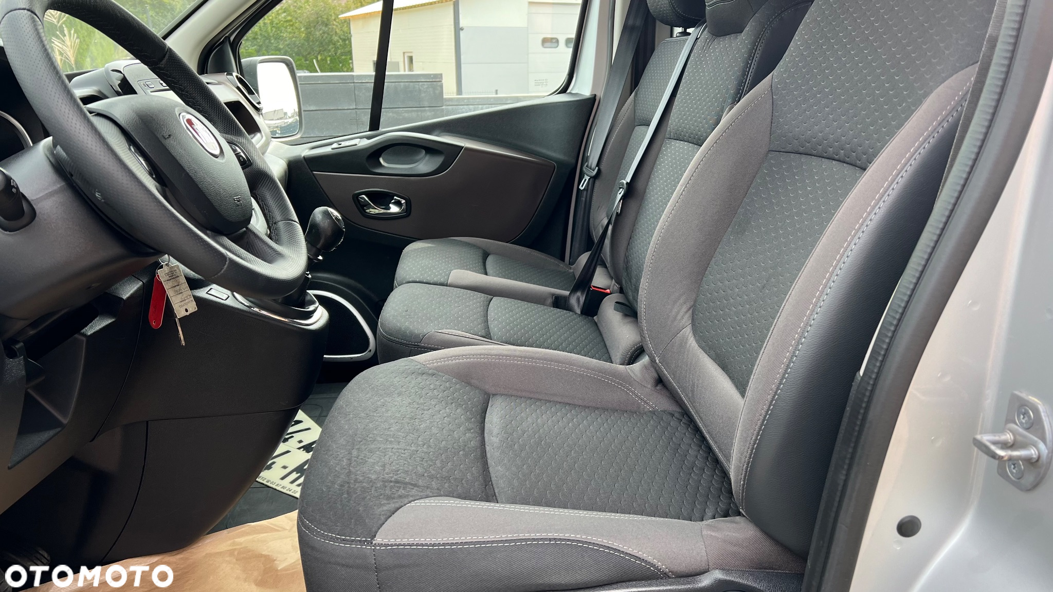 Renault TRAFIC TALENTO - 9