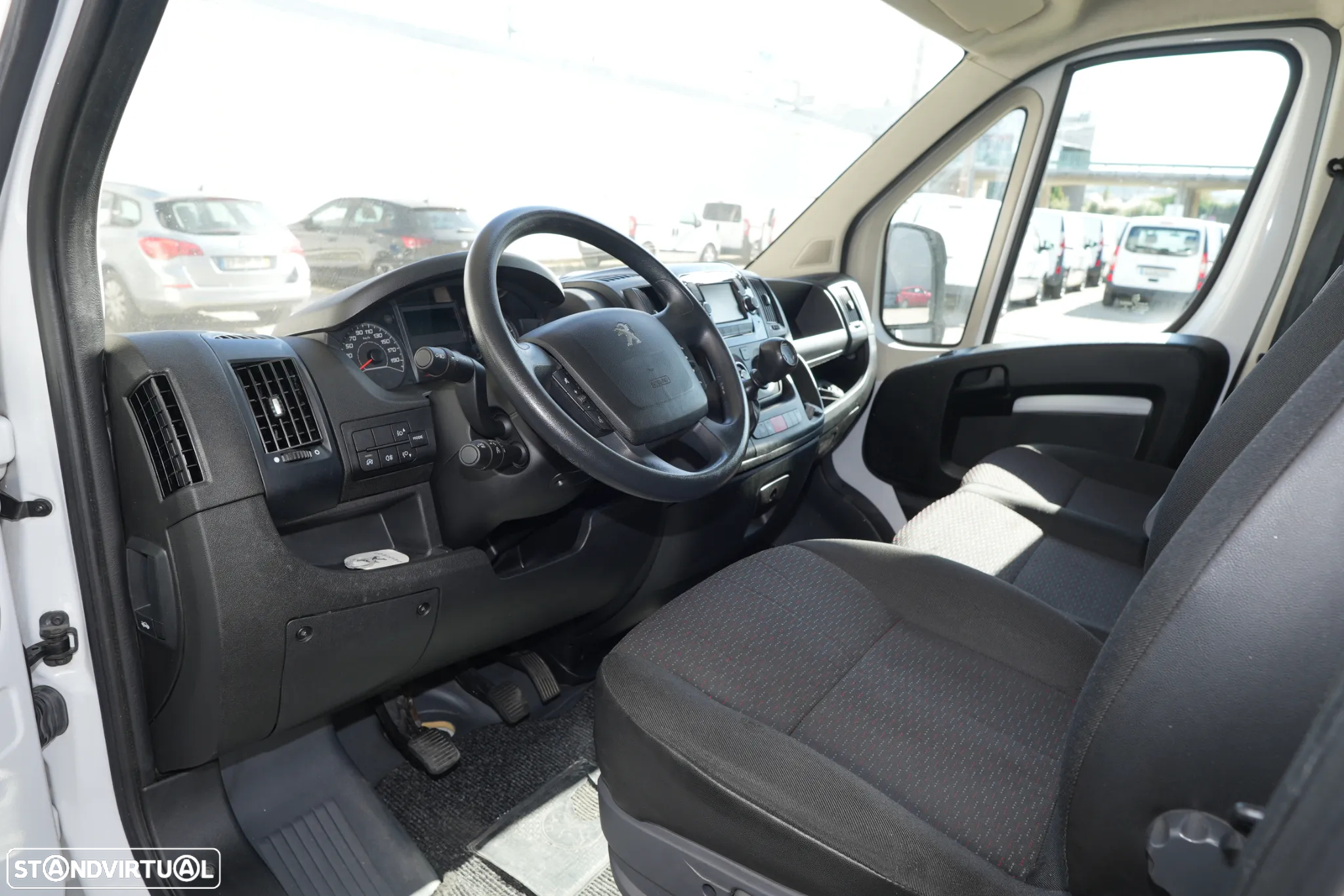 Peugeot Boxer L2H2 2.2BlueHDI 140cv - 8