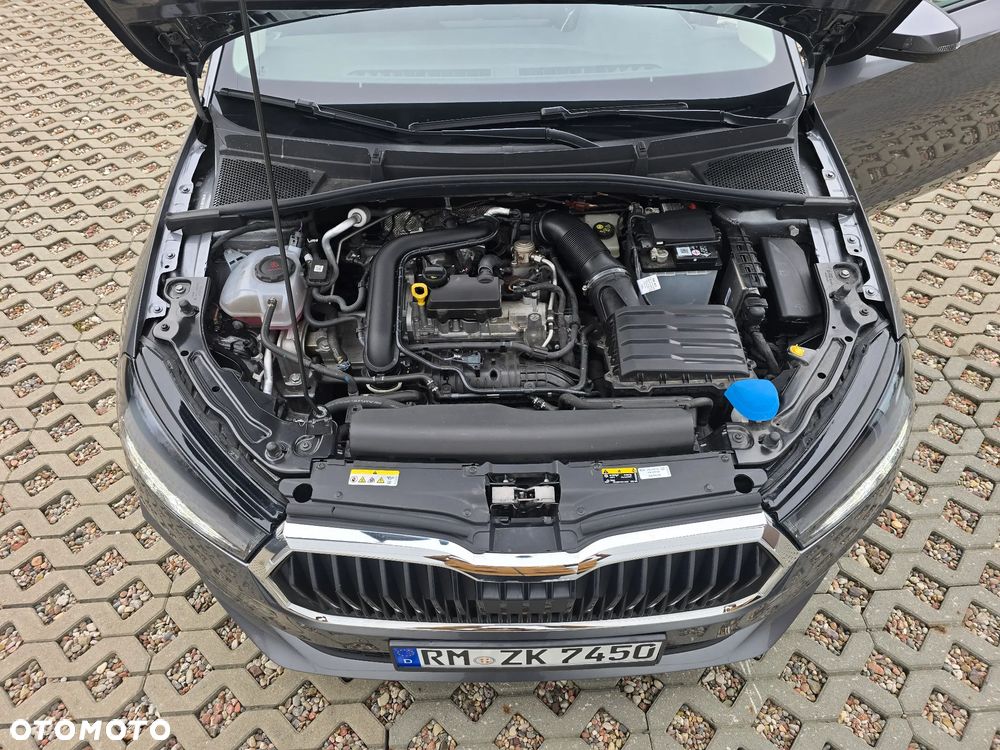 Skoda Fabia 1.0 TSI DSG Style - 32