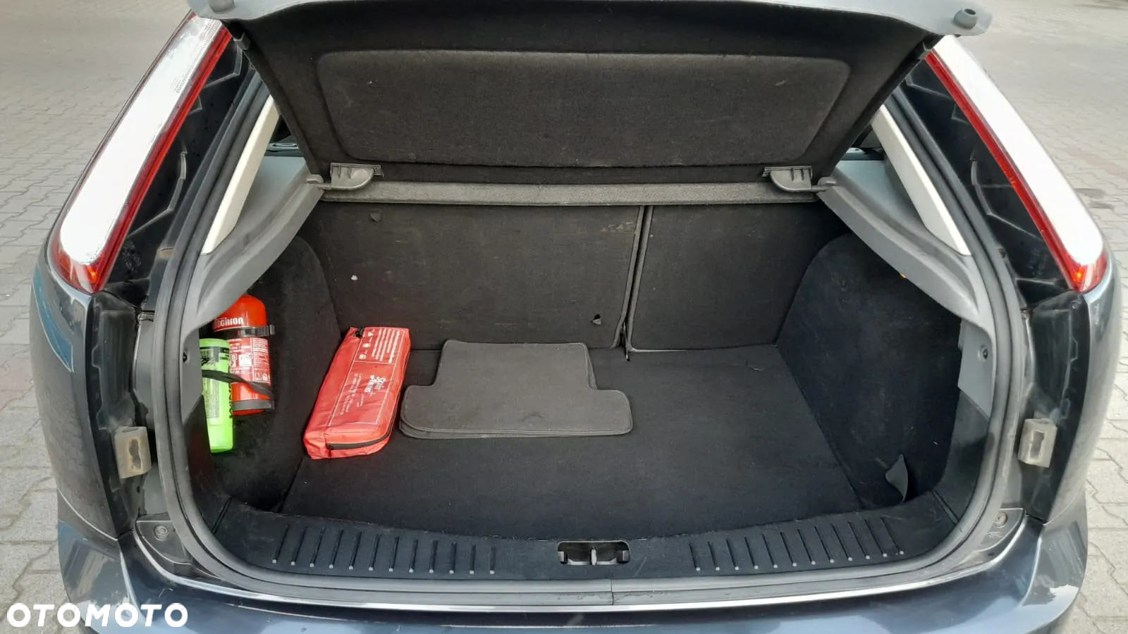 Ford Focus - 16