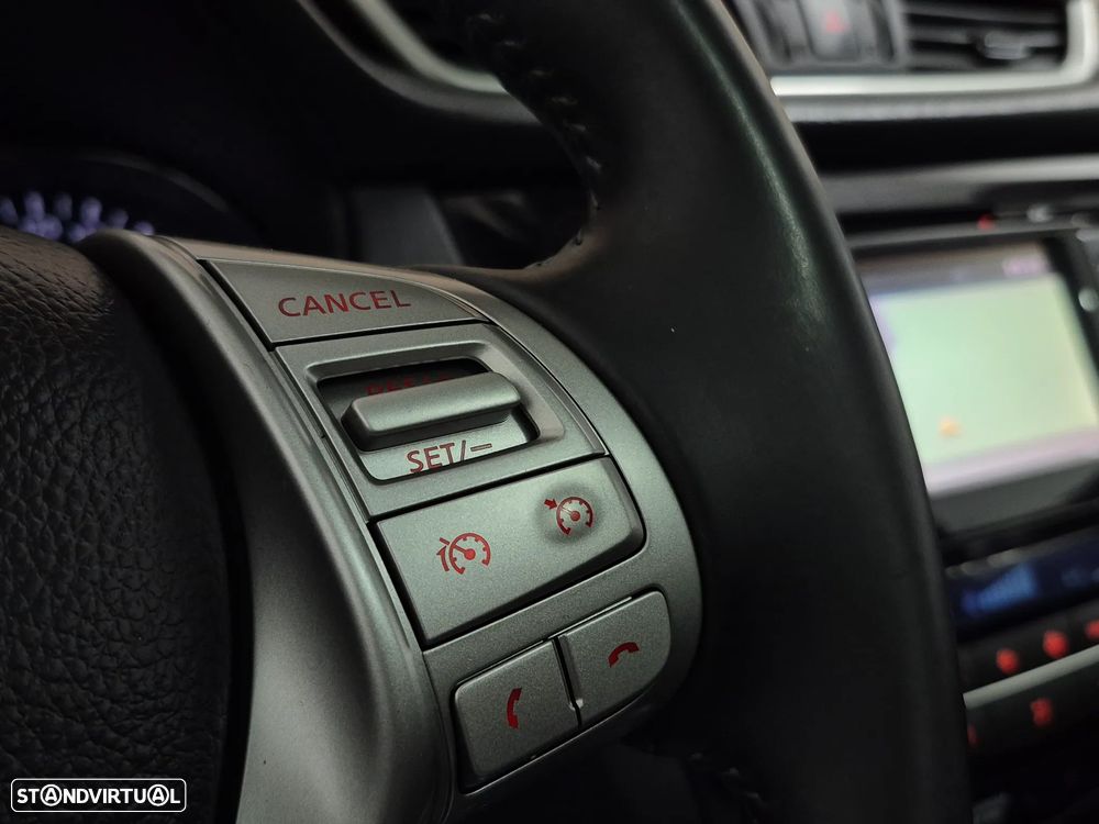 Nissan Qashqai 1.6 dCi Tekna Premium 17 Pele S P.Preta - 19