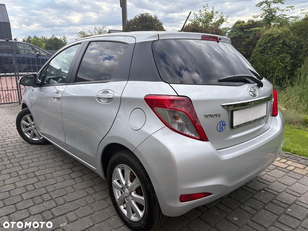 Toyota Yaris - 26