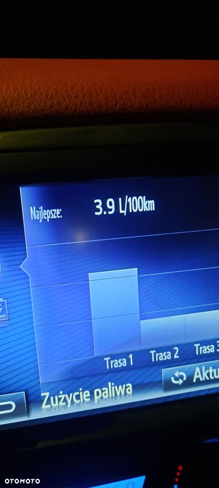 Toyota Yaris Hybrid 100 Selection Passion - 23