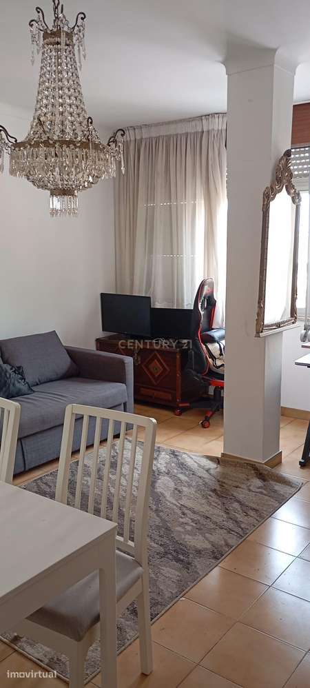 Apartamento T2 para arrendamento em Sassoeiros - Grande imagem: 2/12