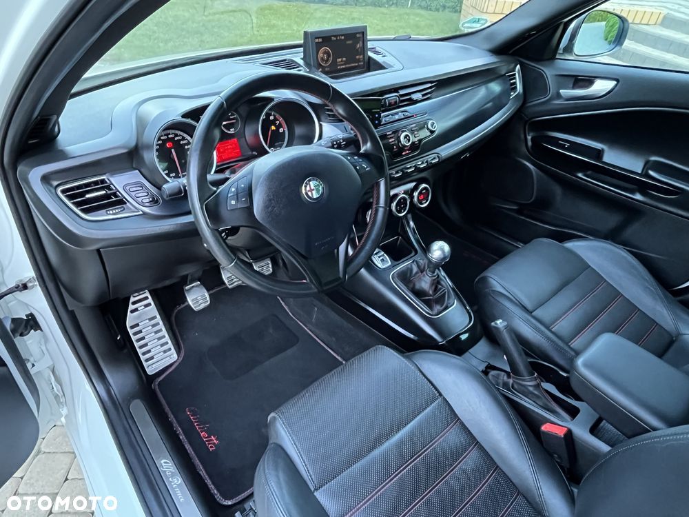 Alfa Romeo Giulietta 1.8 TBi 16V Quadrifoglio Verde - 20