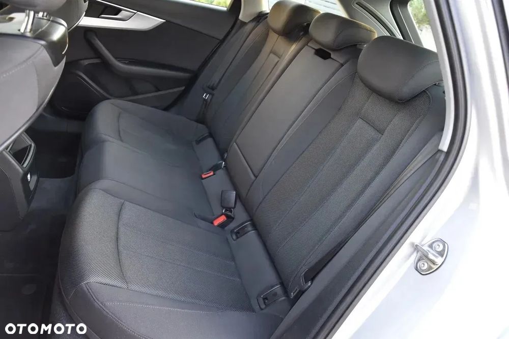 Audi A4 Avant 2.0 TDI S tronic - 19